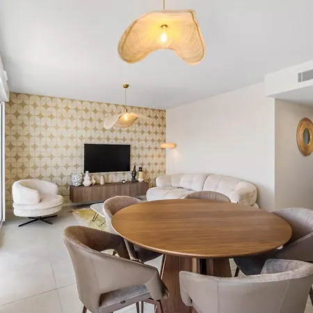 Elegant Apartman *
